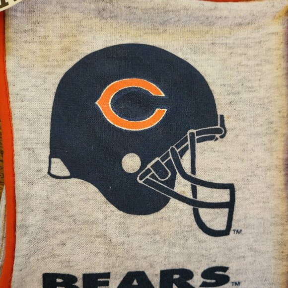 NFL Chicago Bears Dog Sweater Size Small 10'' Warm and Cozy VINTAGE Brand New T4 - Picture 2 of 6